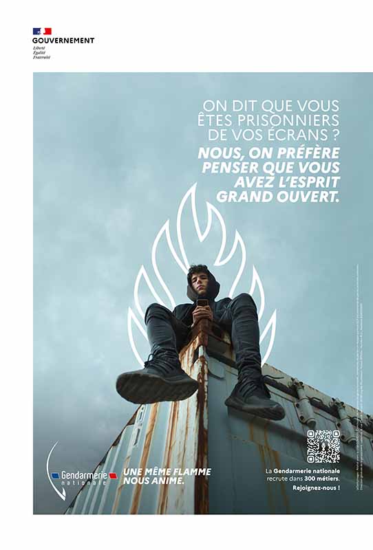 Affiche Recrutement Gendarmerie - Campagne Une même flamme nous anime 1
